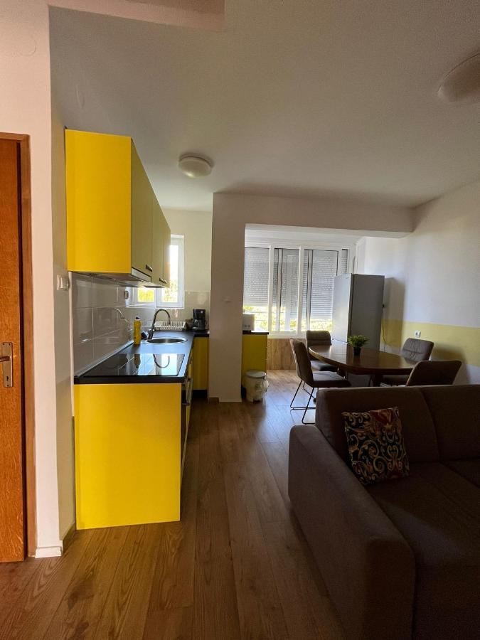 Apartman Kata *