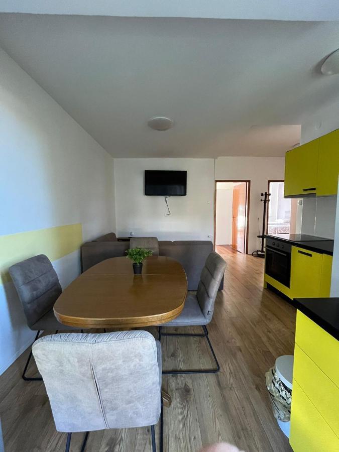 Apartman Kata *